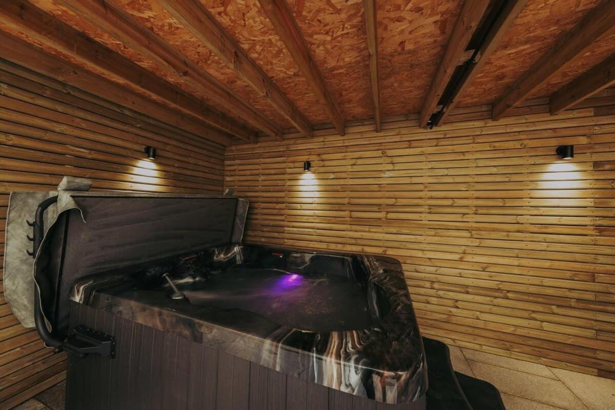 Clifton 32 - Garden Flat With Hot Tub - Hopewell Apartment Bristol Exterior foto
